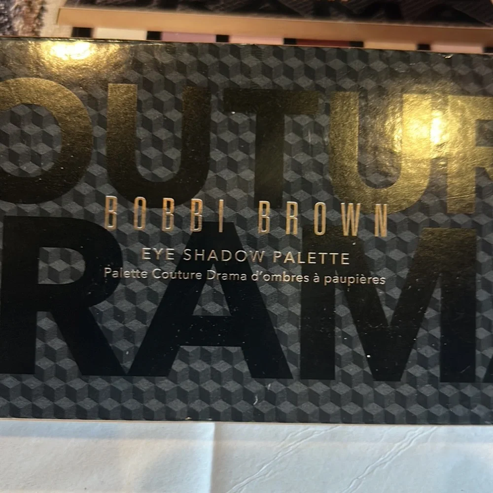 NIB BOBBI BROWN couture drama limited edition eyeshadow palette